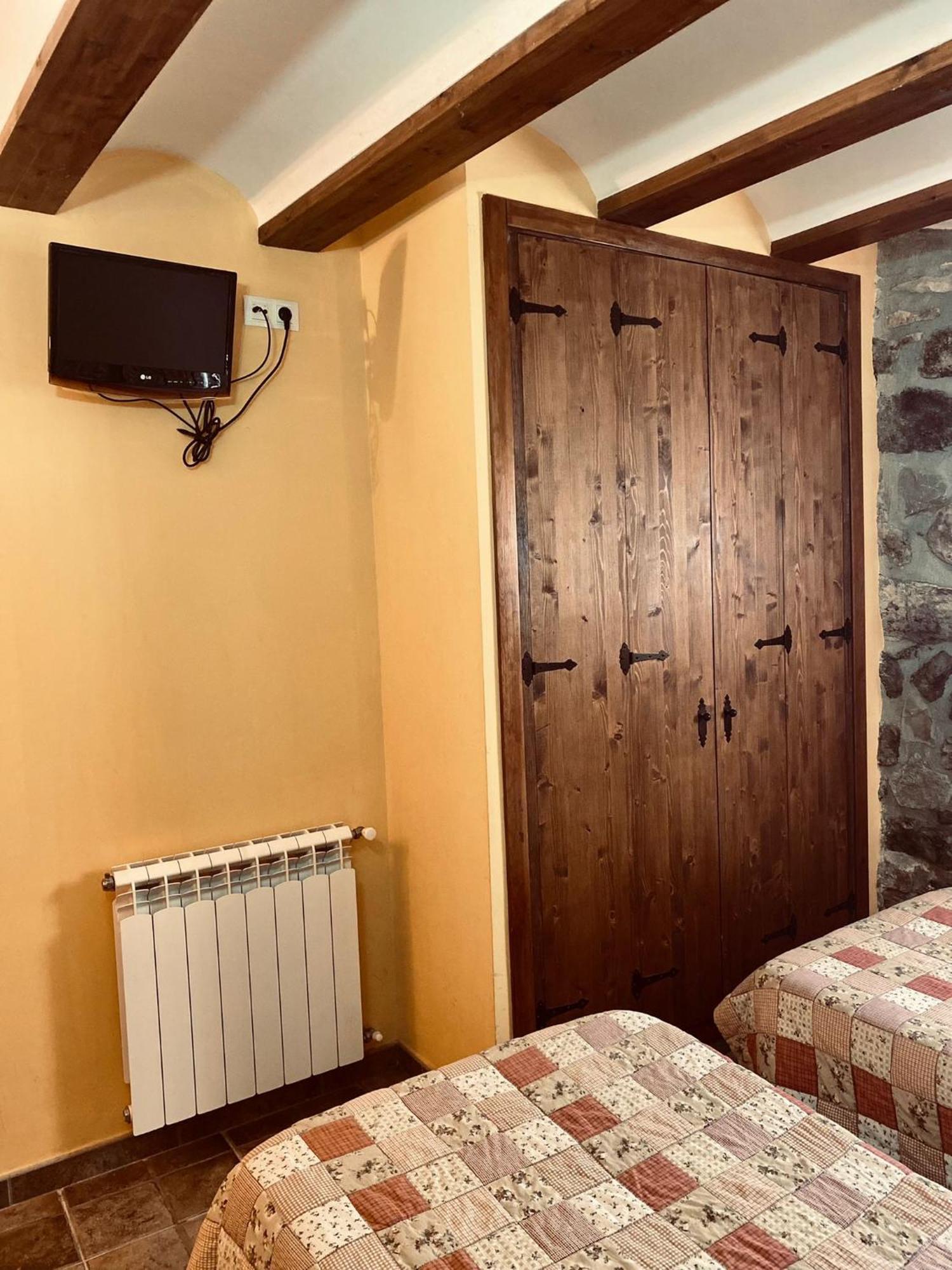 Hostal La Muralla Fortanete Kültér fotó